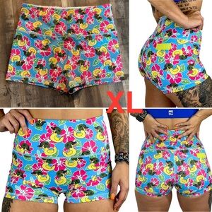 Tactiduck Hawaiian compression training shorts. XL